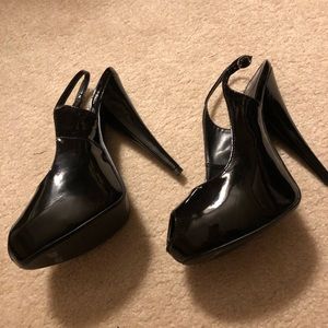 Chinese Laundry patent black shoes